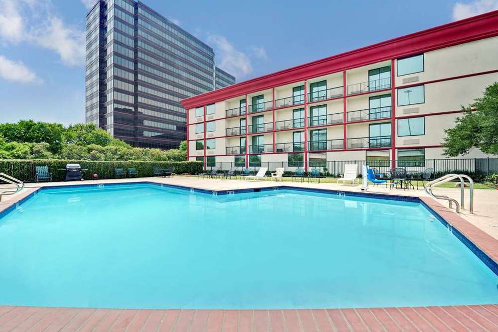 Clarion Hotel Park Central Dallas Bekvämligheter bild